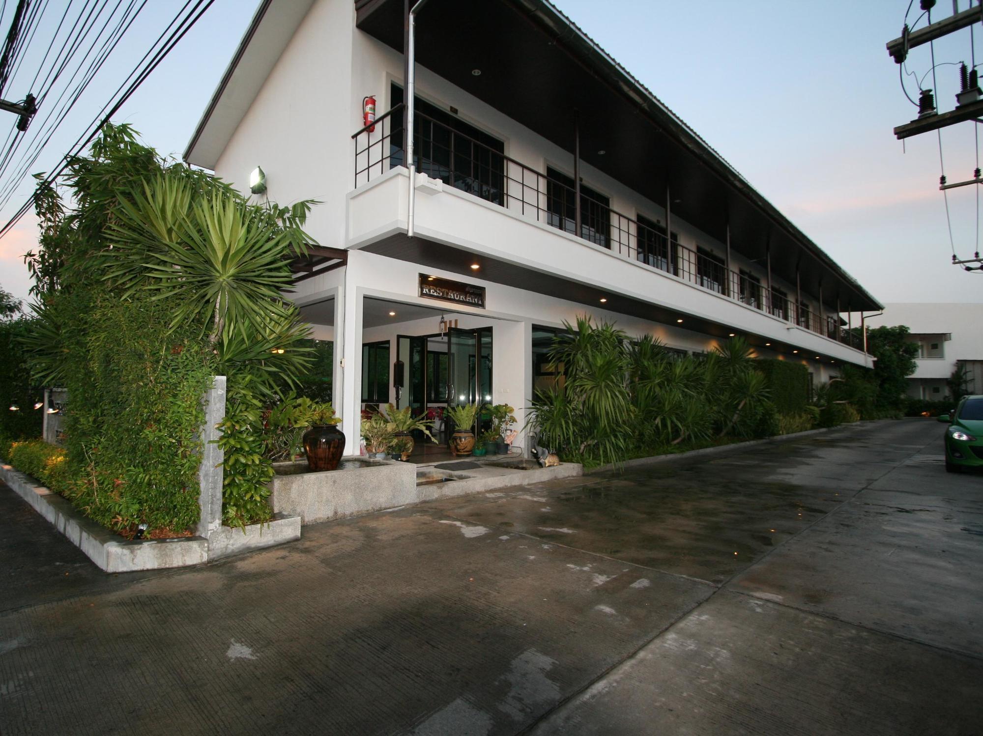 Airport Mansion Phuket Hotell Ban Bo Han Eksteriør bilde