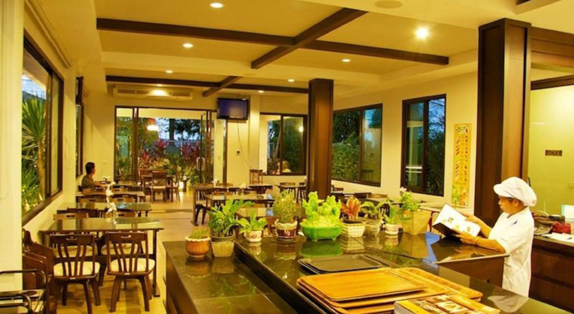 Airport Mansion Phuket Hotell Ban Bo Han Eksteriør bilde