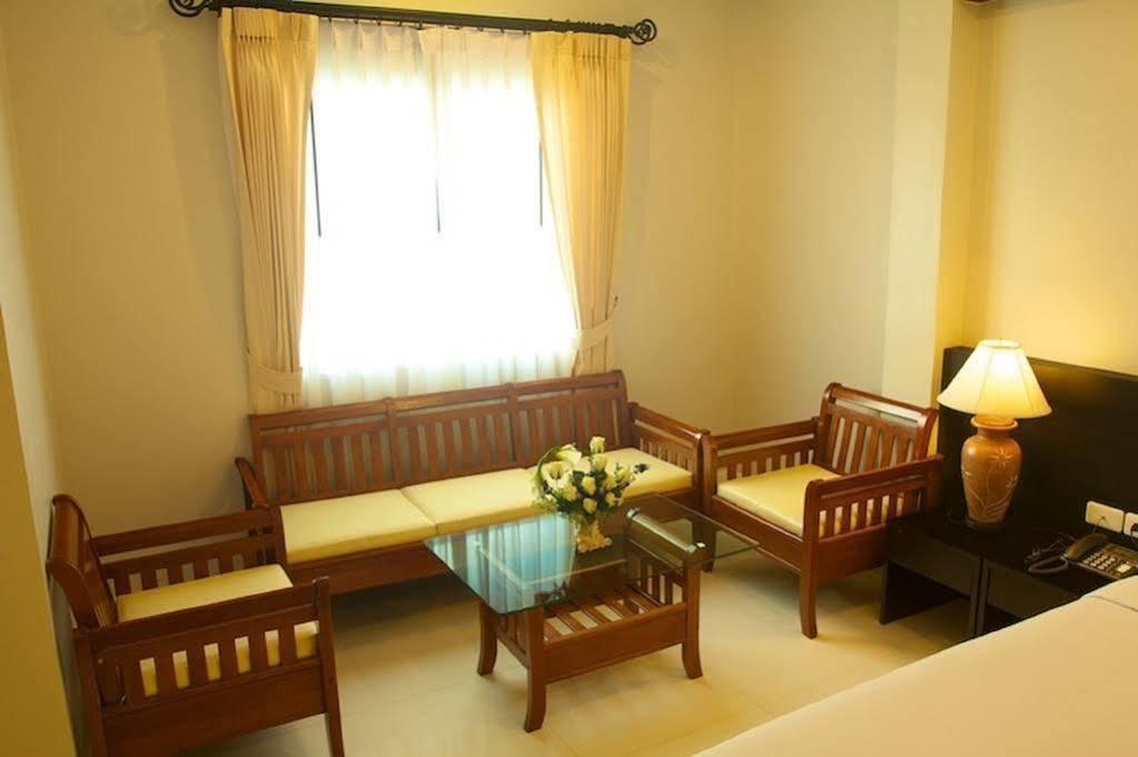 Airport Mansion Phuket Hotell Ban Bo Han Eksteriør bilde