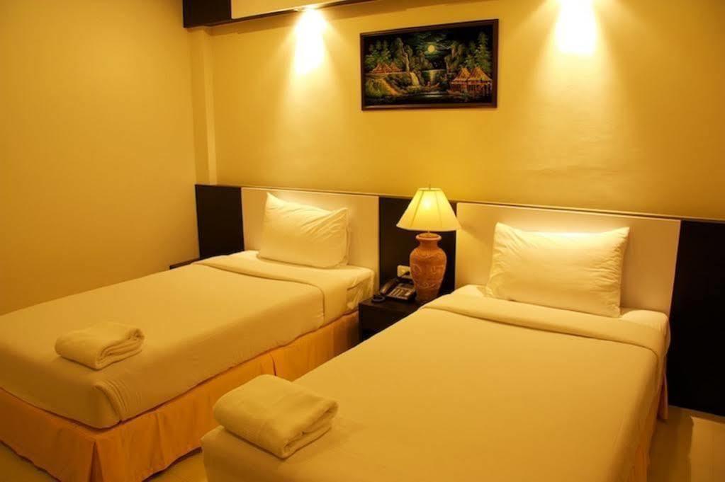 Airport Mansion Phuket Hotell Ban Bo Han Eksteriør bilde
