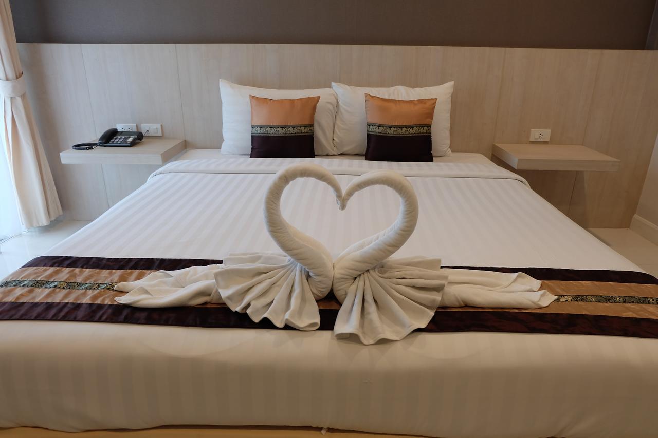 Airport Mansion Phuket Hotell Ban Bo Han Eksteriør bilde
