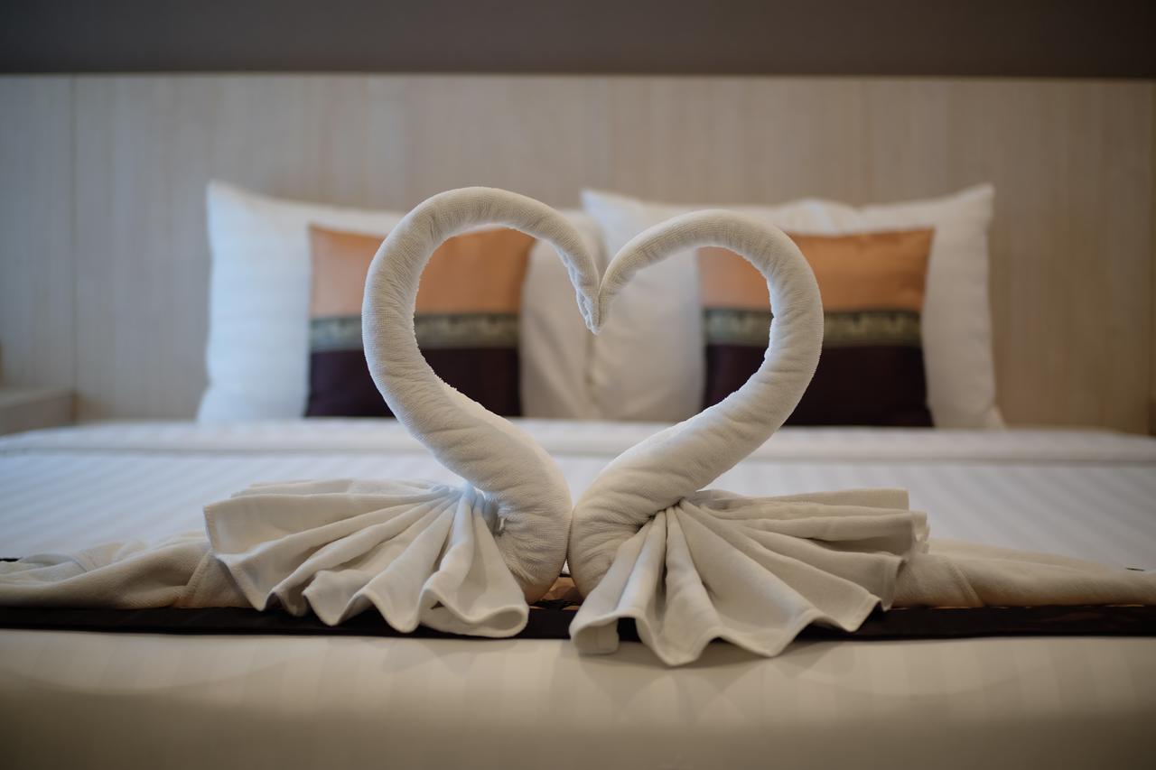 Airport Mansion Phuket Hotell Ban Bo Han Eksteriør bilde