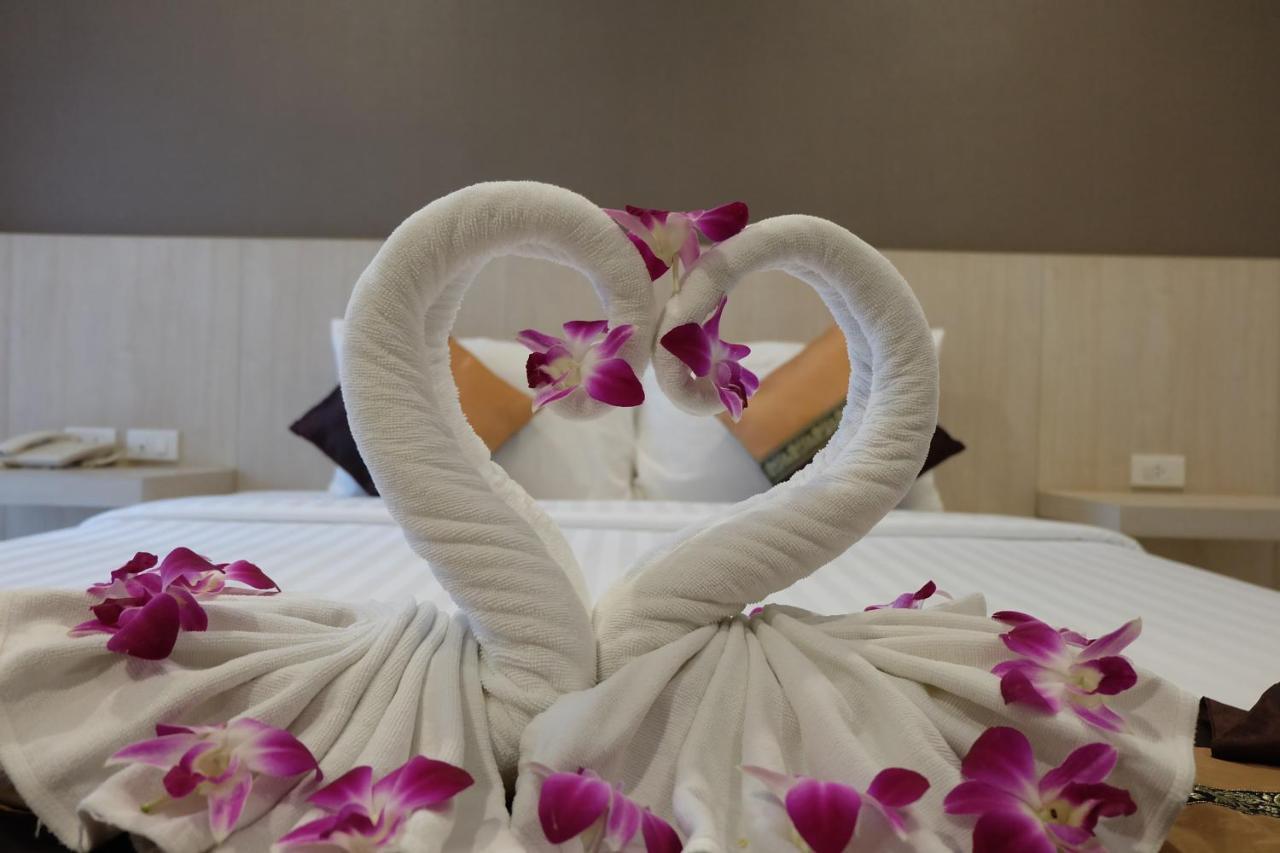 Airport Mansion Phuket Hotell Ban Bo Han Eksteriør bilde